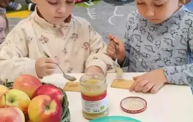Światowy Dzień Jabłka w przedszkolu 16