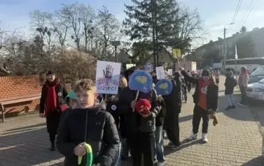 Przemarsz w ramach kampanii Dzieciństwo bez Przemocy 29