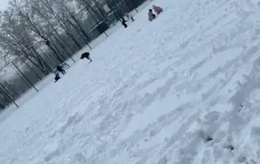 Śnieżna przygoda w naszym przedszkolu- zaskoczyła nas zima! 9