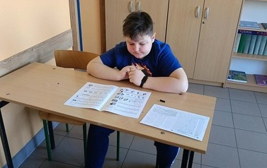 Udział uczni&oacute;w naszej szkoły w konkursie Kangur Matematyczny 4