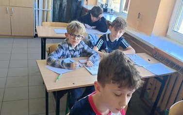 Udział uczni&oacute;w naszej szkoły w konkursie Kangur Matematyczny 13