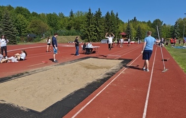 IGRZYSKA  MŁODZIEŻY  SZKOLNEJ  POWIATU  ELBLĄSKIEGO- WIOSENNA  LIGA  LEKKOATLETYCZNA 2