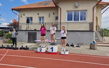 IGRZYSKA  MŁODZIEŻY  SZKOLNEJ  POWIATU  ELBLĄSKIEGO- WIOSENNA  LIGA  LEKKOATLETYCZNA 5
