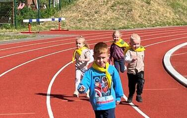 Sprintem do maratonu &ndash; przedszkolaki na stadionie! 5