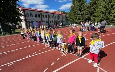Sprintem do maratonu &ndash; przedszkolaki na stadionie! 50
