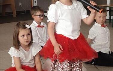 Uroczystość z okazji Dnia Mamy i Taty 16