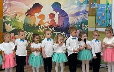 Uroczystość z okazji Dnia Mamy i Taty 48