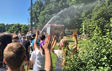 Bezpieczeństwo nad wodą &ndash; cenna lekcja od strażak&oacute;w 7