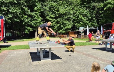 Bezpieczeństwo nad wodą &ndash; cenna lekcja od strażak&oacute;w 27