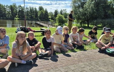Bezpieczeństwo nad wodą &ndash; cenna lekcja od strażak&oacute;w 30