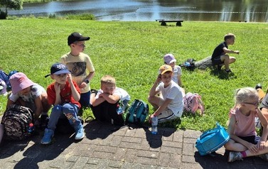 Bezpieczeństwo nad wodą &ndash; cenna lekcja od strażak&oacute;w 33