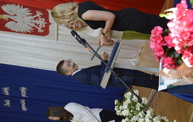 Uroczyste pożegnanie absolwent&oacute;w klas 8a i 8b 45