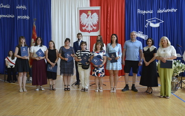 Uroczyste pożegnanie absolwent&oacute;w klas 8a i 8b 63