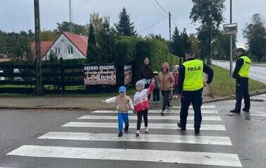 &bdquo;Bezpieczny przedszkolak na drodze &ndash; spotkanie z policjantem&rdquo; 19