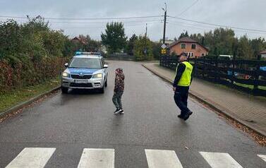 &bdquo;Bezpieczny przedszkolak na drodze &ndash; spotkanie z policjantem&rdquo; 42