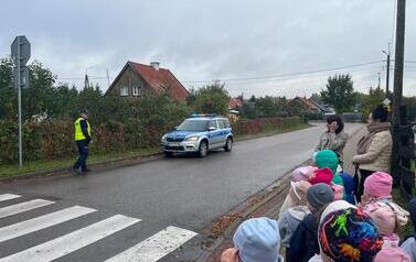 &bdquo;Bezpieczny przedszkolak na drodze &ndash; spotkanie z policjantem&rdquo; 49