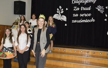 Uroczysta akademia z okazji Dnia Edukacji Narodowej 9