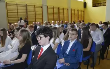 Zakończenie roku szkolnego klas 8a i 8b 81