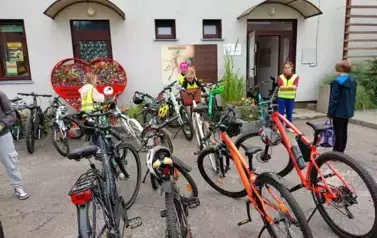 Rowerowa eskapada do Marianki- czyli jak czwartaki i sz&oacute;staki uczcili Europejski Dzień bez Samochodu 1