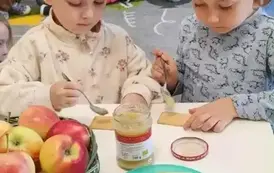 Światowy Dzień Jabłka w przedszkolu 16