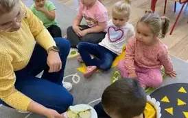 Światowy Dzień Jabłka w przedszkolu 20