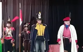 Żywa lekcja historii w naszej szkole 11