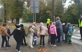 Bezpieczna droga do szkoły &ndash; październikowe spotkania z policjantami 22