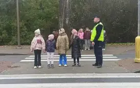 Bezpieczna droga do szkoły &ndash; październikowe spotkania z policjantami 23