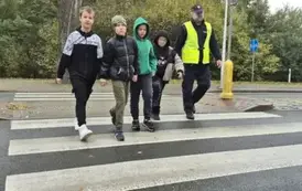 Bezpieczna droga do szkoły &ndash; październikowe spotkania z policjantami 32
