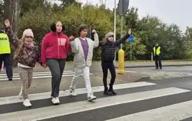 Bezpieczna droga do szkoły &ndash; październikowe spotkania z policjantami 48