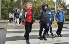 Bezpieczna droga do szkoły &ndash; październikowe spotkania z policjantami 55