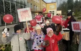 Przemarsz w ramach kampanii Dzieciństwo bez Przemocy 11