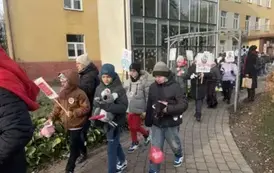Przemarsz w ramach kampanii Dzieciństwo bez Przemocy 16