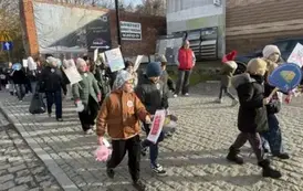 Przemarsz w ramach kampanii Dzieciństwo bez Przemocy 25