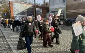 Przemarsz w ramach kampanii Dzieciństwo bez Przemocy 26