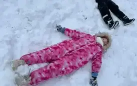 Śnieżna przygoda w naszym przedszkolu- zaskoczyła nas zima! 1