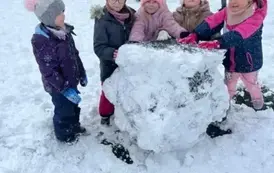 Śnieżna przygoda w naszym przedszkolu- zaskoczyła nas zima! 8