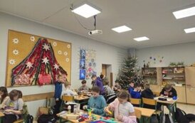Świąteczne życzenia od klasy 5a dla polonii we Francji 3