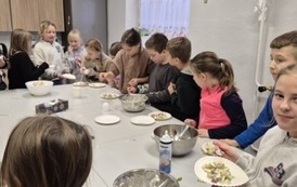 Matematyka nie tylko w zeszycie &ndash; projekt &bdquo;Antek i Natalka w świecie wielkiej matematyki&rdquo; 2