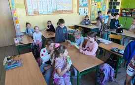 Dzień Kobiet w klasach I-III 21