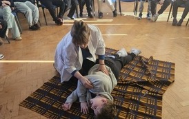 Lekcja, kt&oacute;ra ratuje życie &ndash; pierwsza pomoc w klasie Va 6