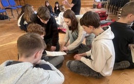 Warsztaty z pierwszej pomocy dla uczni&oacute;w klas 5b i 6a 13