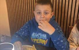 Uczniowie klasy 2a na wsp&oacute;lnej pizzy po szkolnym wyjściu 15