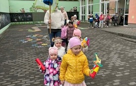 Przedszkolaki witają wiosnę! 23