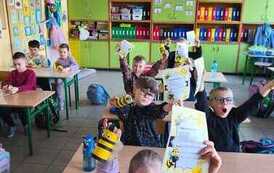 Warsztaty edukacyjne &bdquo;Pszczoły i ekologia&rdquo; w klasie 1b 18