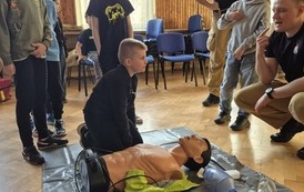 Pierwsza pomoc pod okiem profesjonalist&oacute;w 25