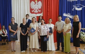 Uroczyste pożegnanie absolwent&oacute;w klas 8a i 8b 64