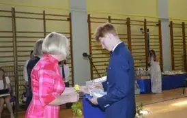 Zakończenie roku szkolnego klas 8a i 8b 13