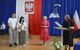 Zakończenie roku szkolnego klas 8a i 8b 33