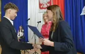 Zakończenie roku szkolnego klas 8a i 8b 52